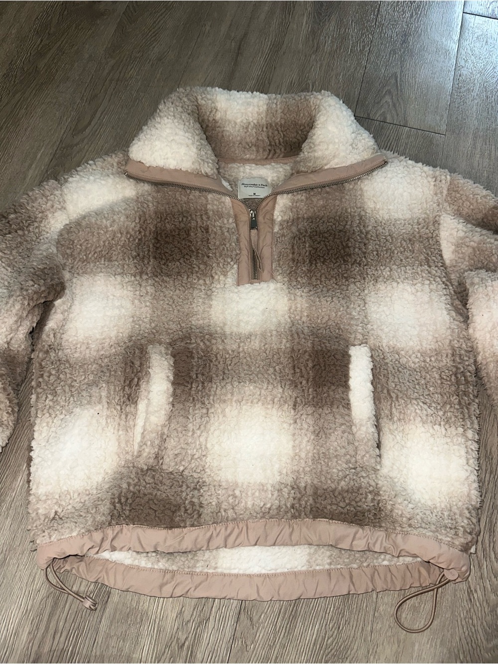 Abercrombie & Fitch Cinched Teddy Sherpa Half Zip Pullover Beige Tan Check Sz M